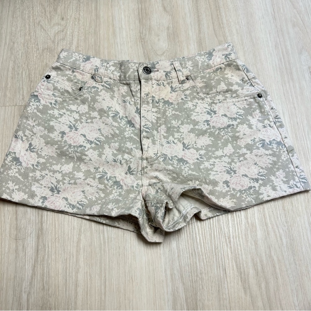 Telluride Clothing Co. High Rise‎ Floral Denim Shorts Womens Size 6 NEW